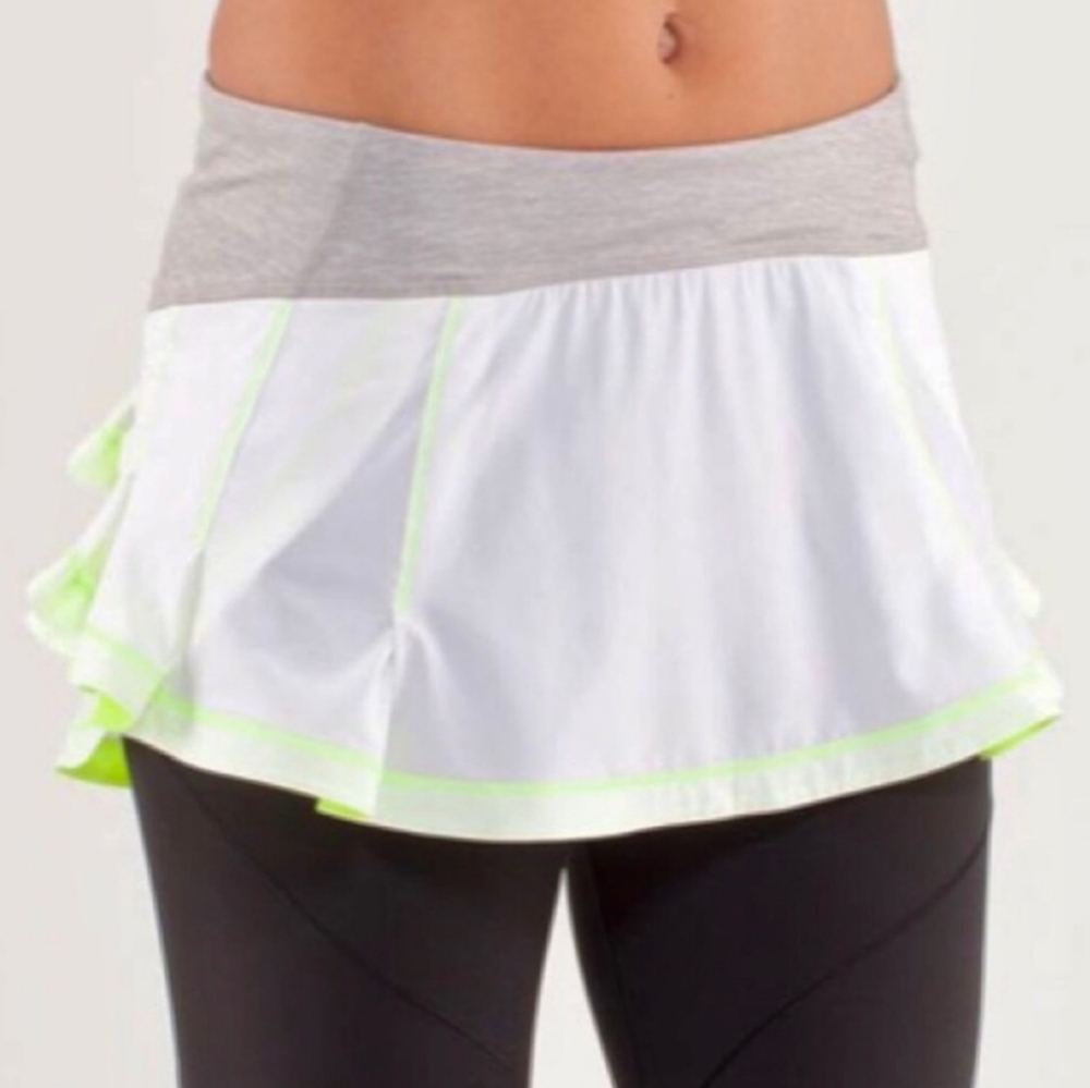 Lululemon Presta Ruffle Skirt